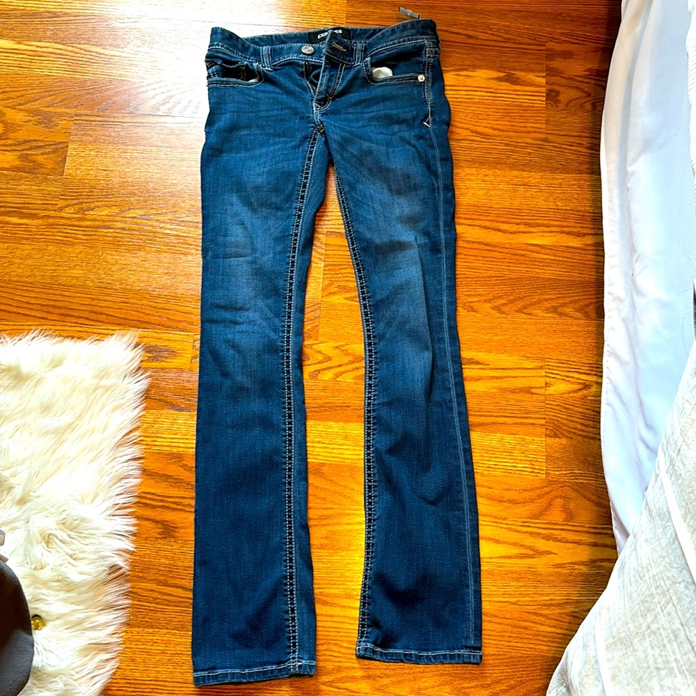women’s low rise boot cut jeans